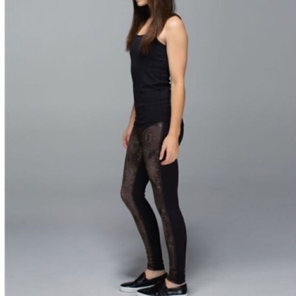 Lululemon Black Gold Golden Goddess Wunder Under leggings - Picture 3 of 8